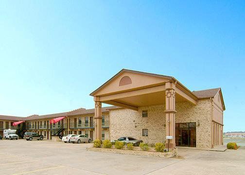 Dumas Inn Екстер'єр фото